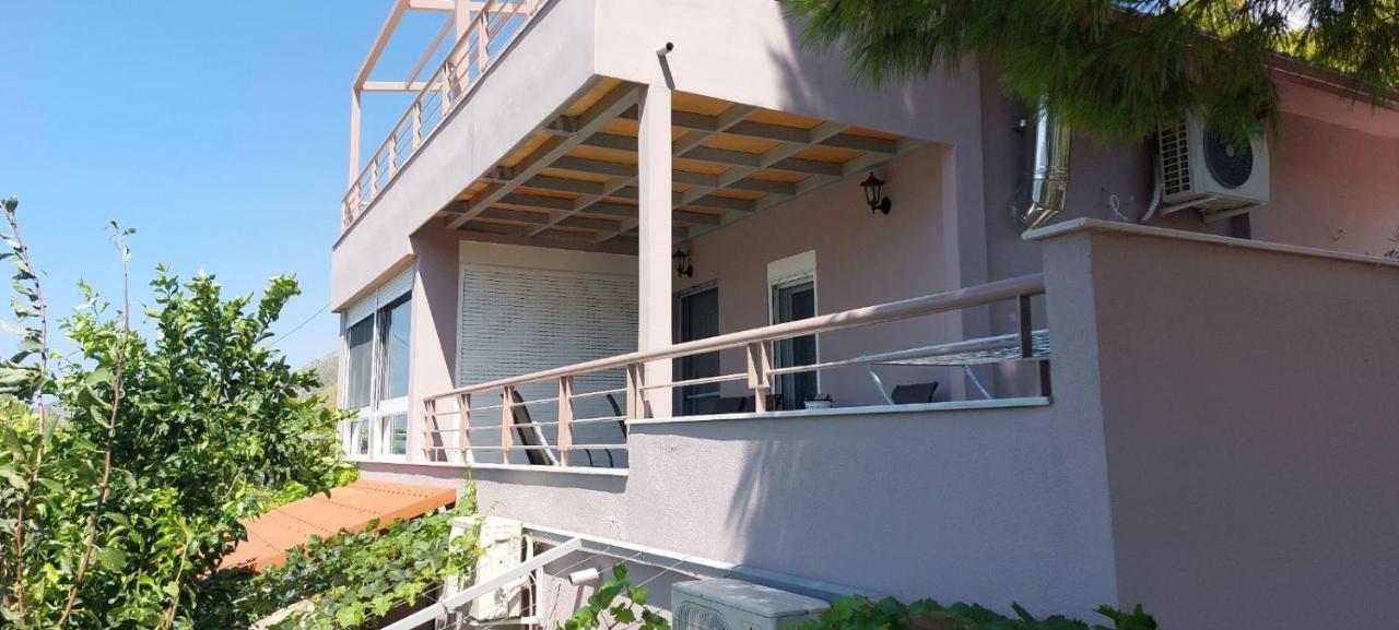 Guesthouse Eirini Porto Germeno Екстер'єр фото
